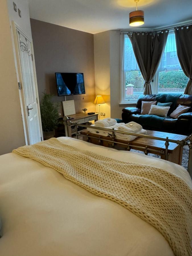 The Emerald Suite, Бирмингам Екстериор снимка